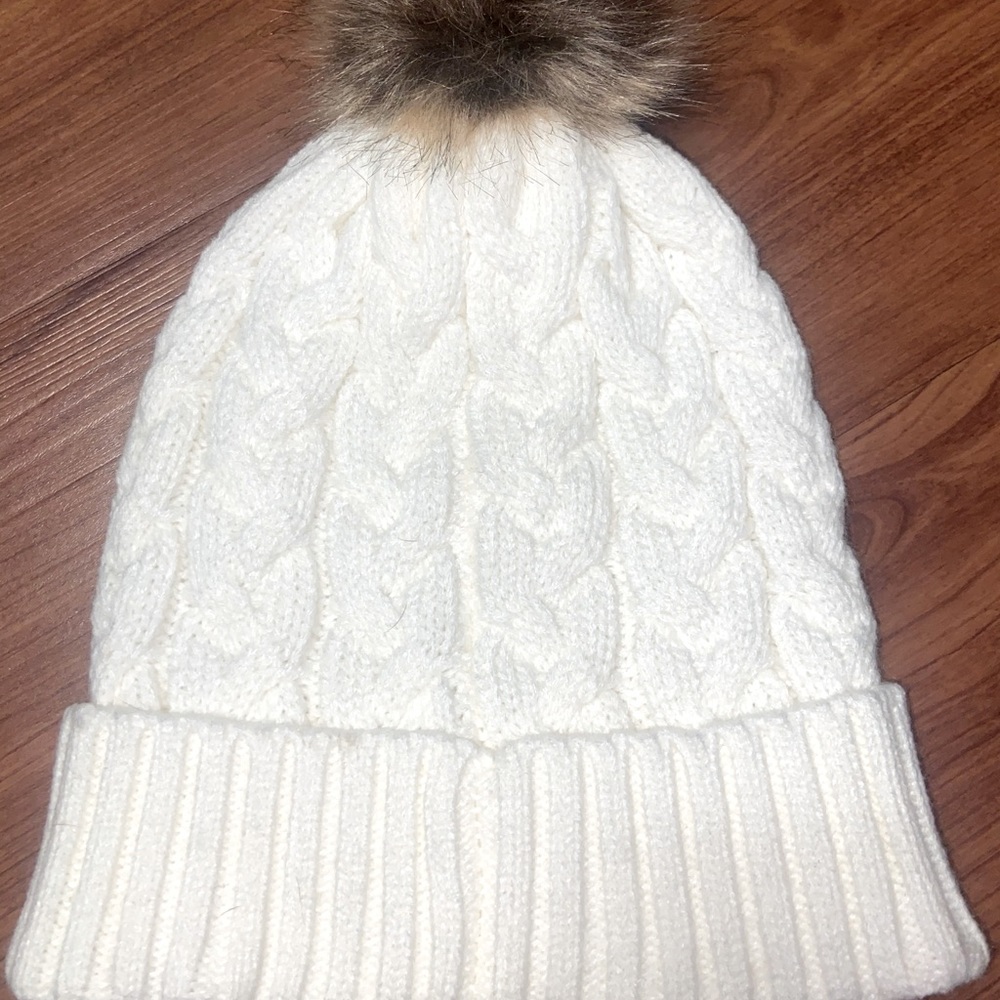 Brand new ball beanie